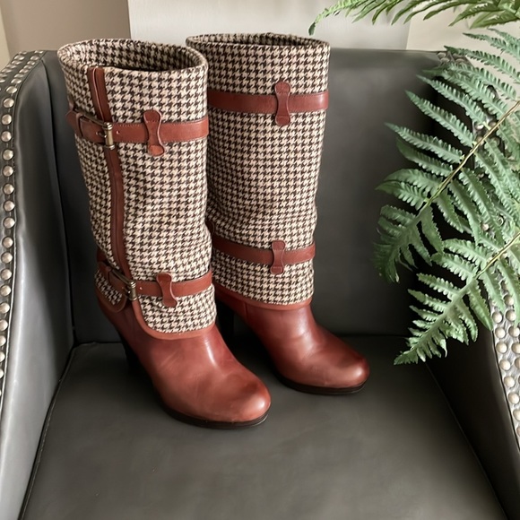 RARE FIND Cole Haan Nike Air Check Wool Pull On Boots - Picture 2 of 8